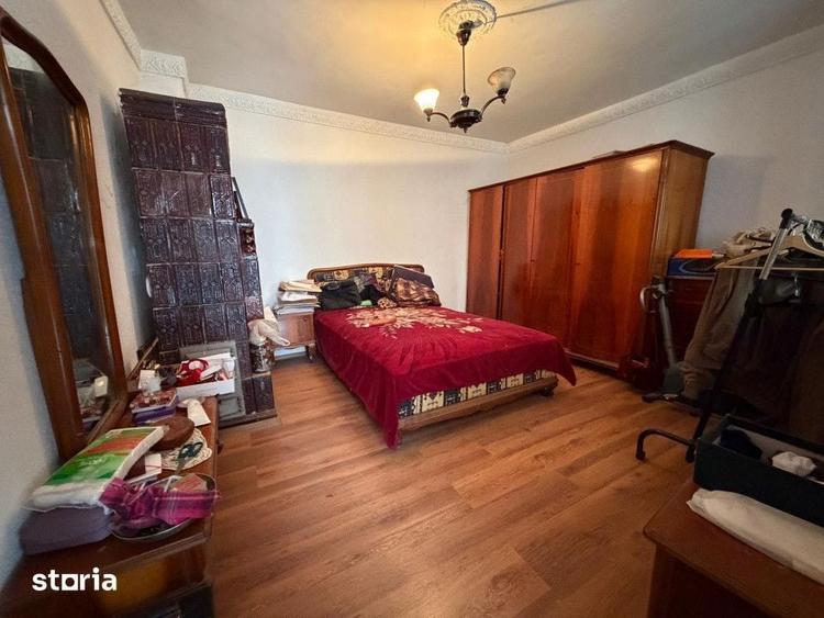 Casă cu 6 camere cu Teren 190 Mp în Ferentari