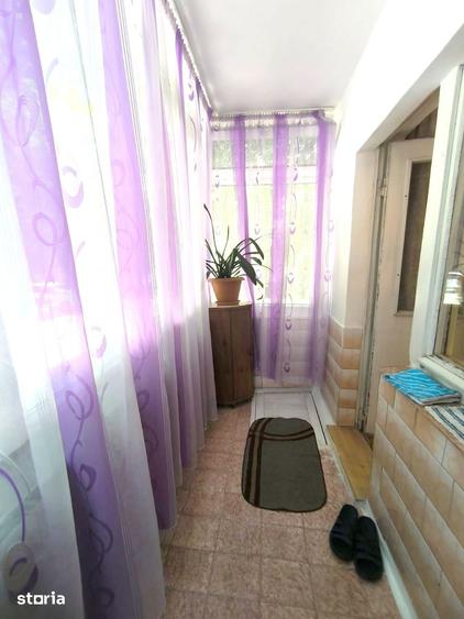 Apartament cu 3 camere decomandat în Tineretului