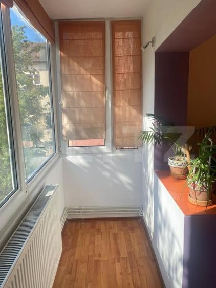 Apartament cu 4 camere decomandat, mobilat în Soarelui