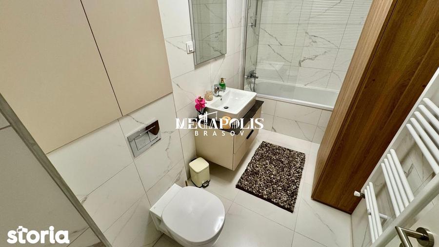 Apartament cu 2 camere decomandat în Tractorul