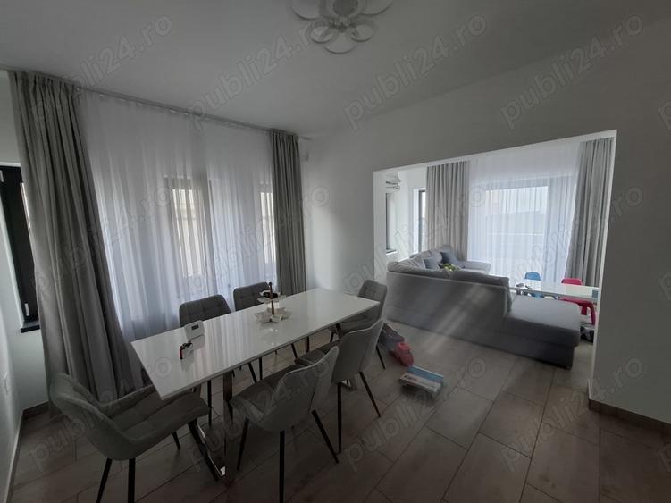 Casă cu 3 camere în Schitu