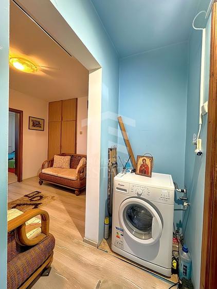 Apartament cu 4 camere decomandat, mobilat în Apărătorii Patriei