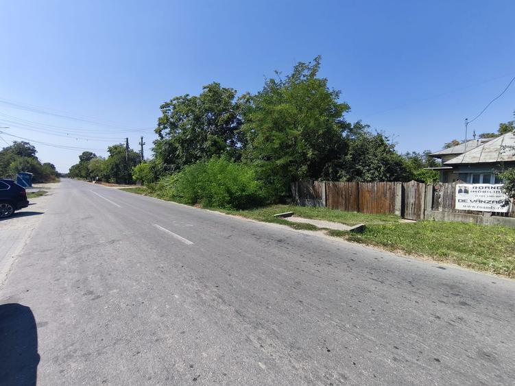 Casă cu 2 camere cu Teren 2610 Mp în Poienarii Burchii