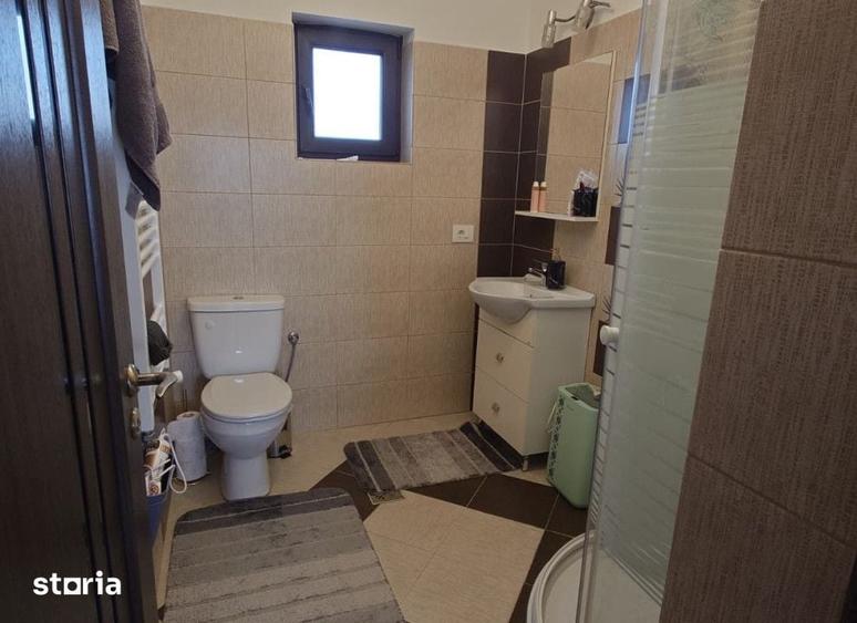 Casă cu 3 camere cu Teren 243 Mp în Miroslava
