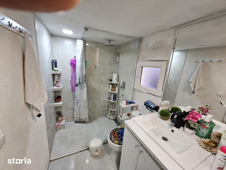 Casă cu 3 camere cu Teren 100 Mp în Tomis II
