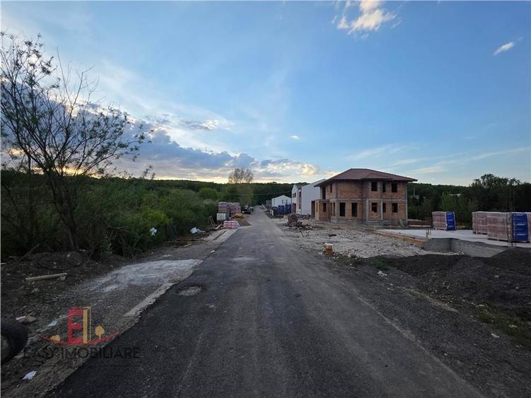 Casă individuală cu 4 camere cu Teren 500 Mp în Tudor