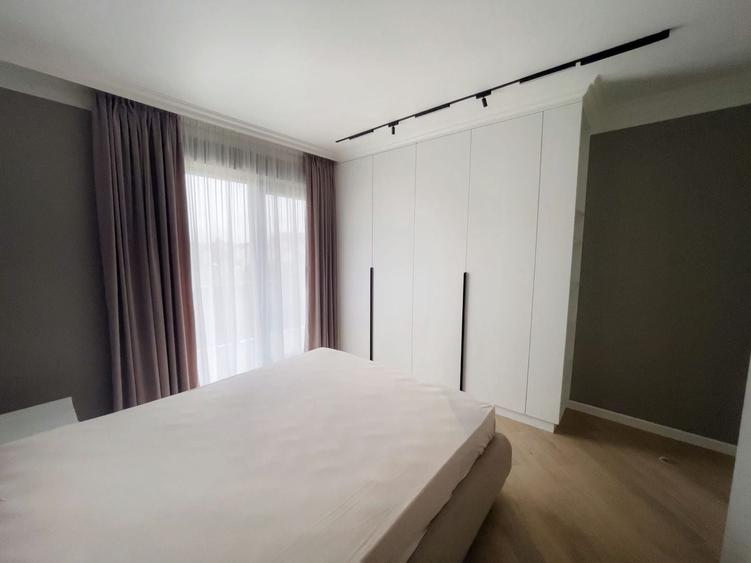 Apartament cu 2 camere semidecomandat, mobilat în Bună Ziua