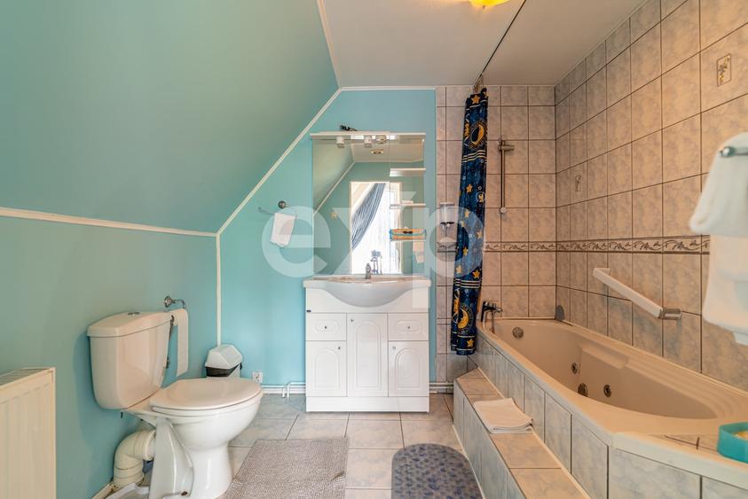 Casă individuală cu 3 camere cu Canalizare în Zamora