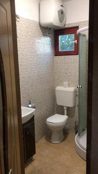 Casă cu 5 camere cu Teren 400 Mp în Mahmudia