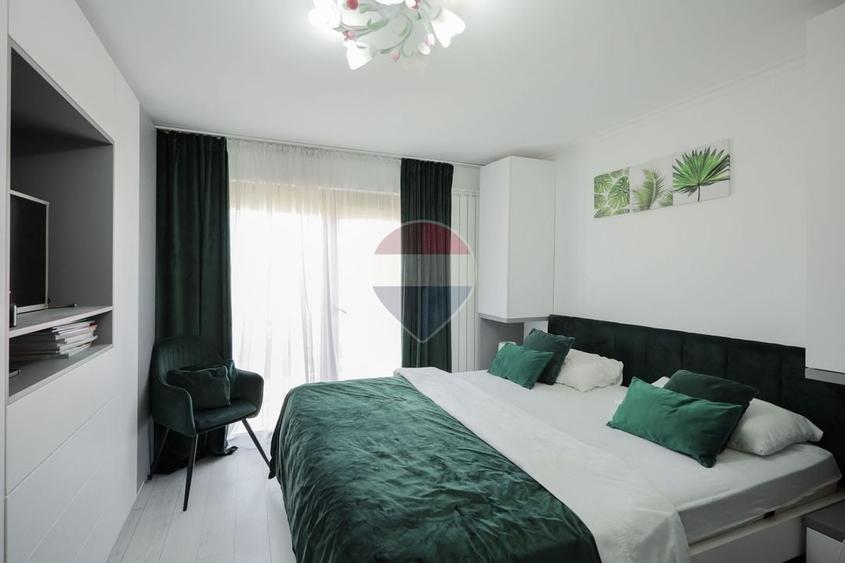 Casă individuală cu 4 camere cu Teren 250 Mp în Paleu