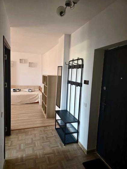 Garsonieră decomandată în Central