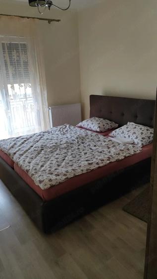 Apartament cu 3 camere semidecomandat în Lipovei