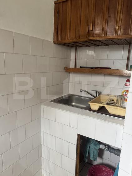 Apartament cu 3 camere decomandat, mobilat în Sud