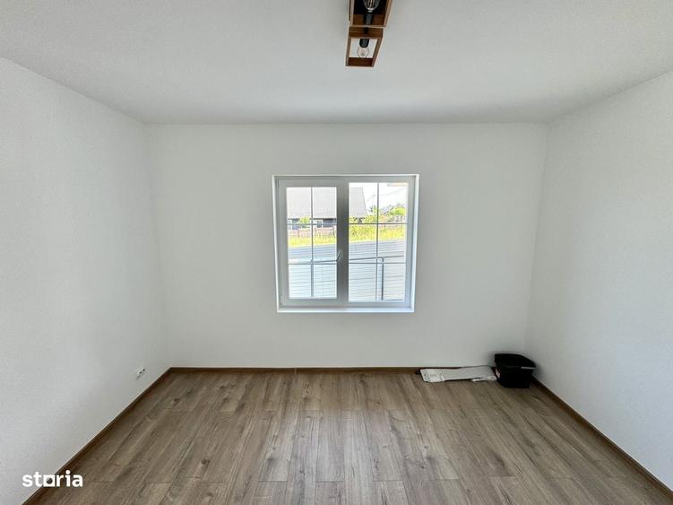 Casă cu 4 camere cu Teren 480 Mp în Bucium