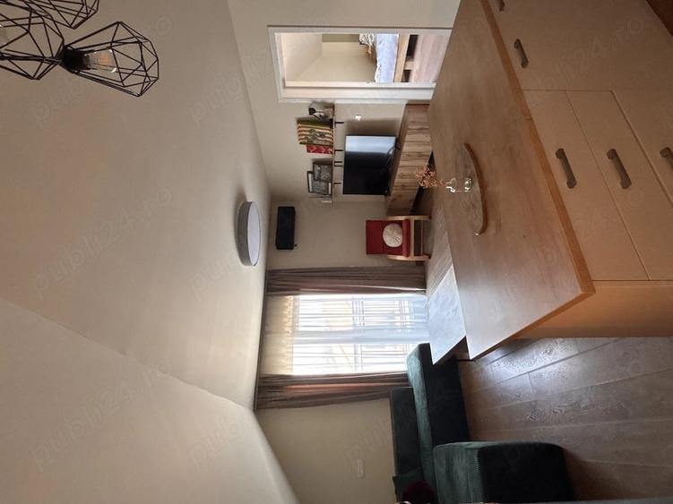 Apartament cu 3 camere decomandat în Dumbrăvița