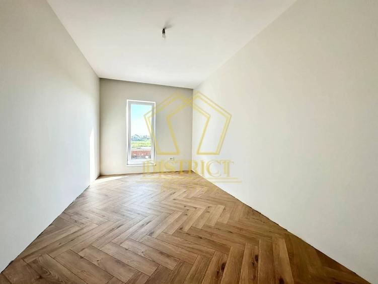 Duplex cu 4 camere cu Canalizare în Dumbrăvița