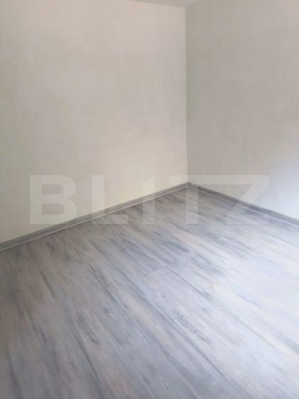 Casă cu 2 camere cu Teren 274 Mp în Central