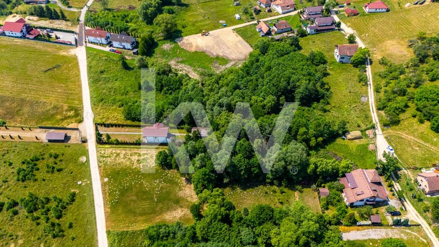 Teren Construcții intravilan de 1173 mp, în Predeluț