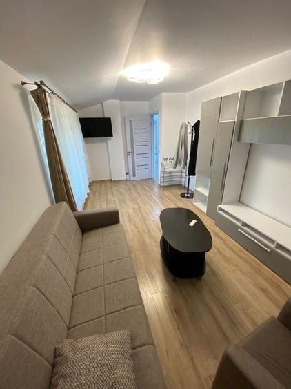 Apartament cu 2 camere decomandat în Exterior Vest