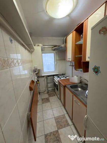 Apartament cu 2 camere semidecomandat în Tomis Nord
