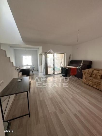 Casă cu 4 camere cu Teren 248 Mp în Buziașului