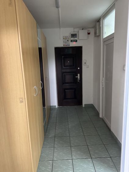 Inchiriez Spatiu Comercial, 70 mp, Piata Centrala, 500 - 2