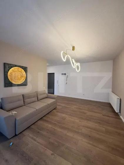 Apartament cu 2 camere decomandat în Est