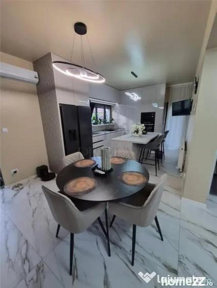 Casă cu 3 camere cu Teren 250 Mp în Sânmihaiu Român