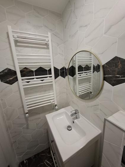 Apartament cu 3 camere decomandat, mobilat în Gara