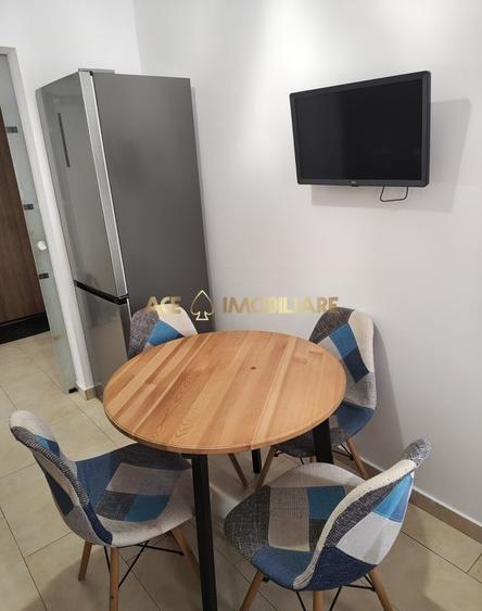 Apartament cu 2 camere decomandat, mobilat în Vitan