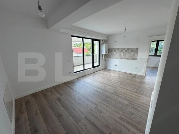 Apartament cu 2 camere semidecomandat în Smârdan