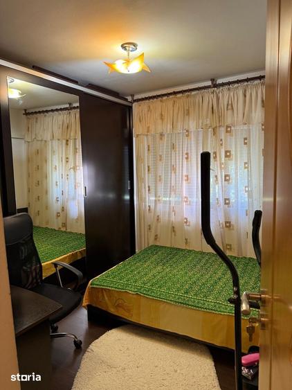 Apartament cu 2 camere decomandat în Micro 17