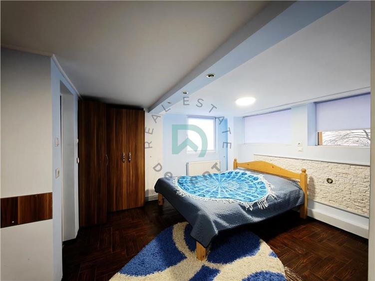 Apartament cu 2 camere semidecomandat în Brașovul Vechi
