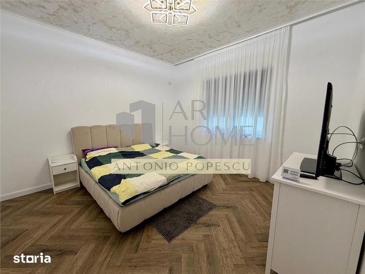 Casă cu 5 camere cu Teren 300 Mp în Târgșoru Vechi