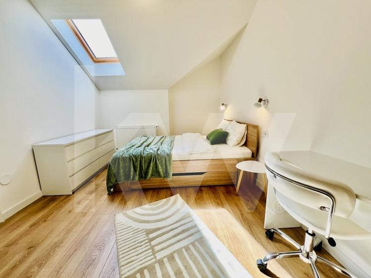 Apartament cu 2 camere semidecomandat în Cristian