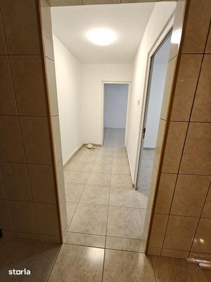 2 camere, metrou Valea Ialomi?ei , etj1/4 - 9