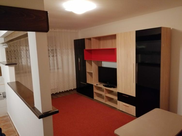 Apartament cu 2 camere decomandat în Popoveni