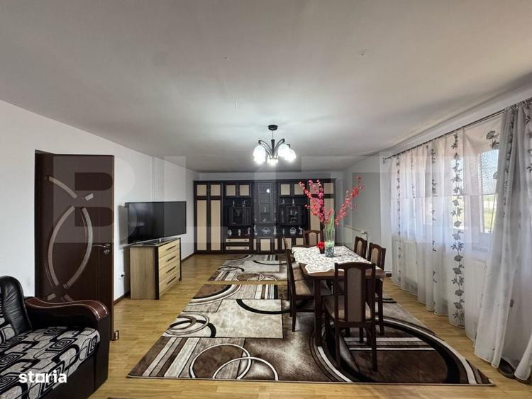 Casă cu 4 camere în Sântuhalm