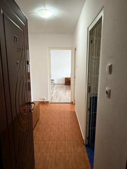 Garsonieră decomandată în Trivale