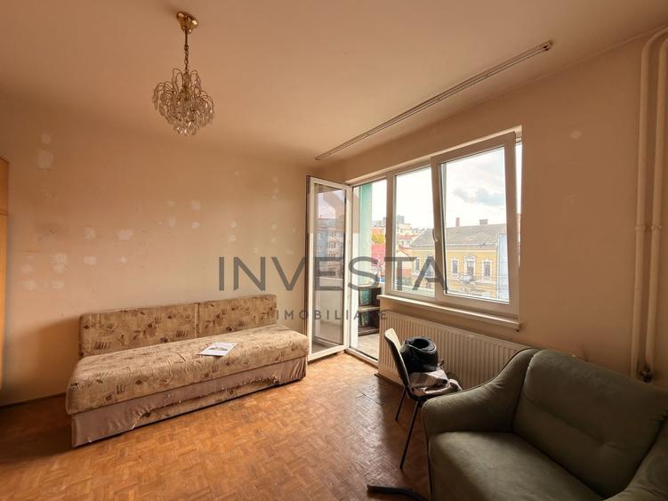 Apartament cu 2 camere decomandat, mobilat în Ultracentral