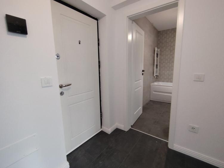 Apartament cu 2 camere decomandat în Cug