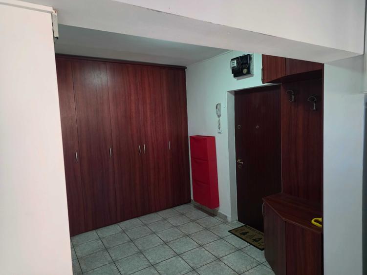 Apartament cu 2 camere decomandat în Gorjului
