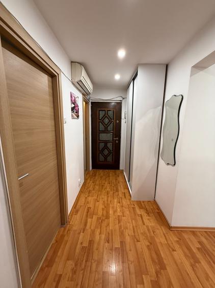 Apartament cu 3 camere decomandat, mobilat în Parcul Circului