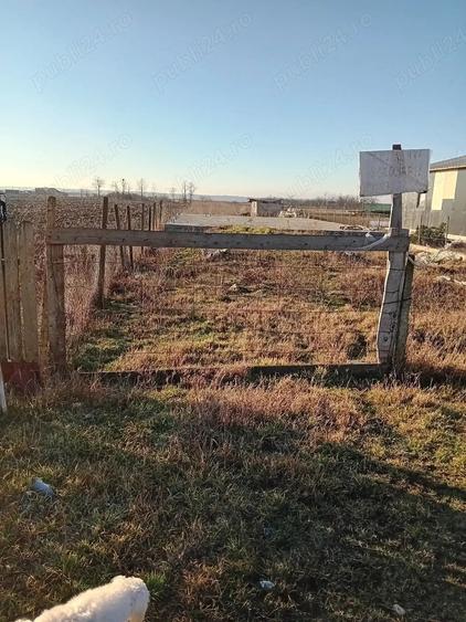 Teren de 2000 mp, în Umbrărești