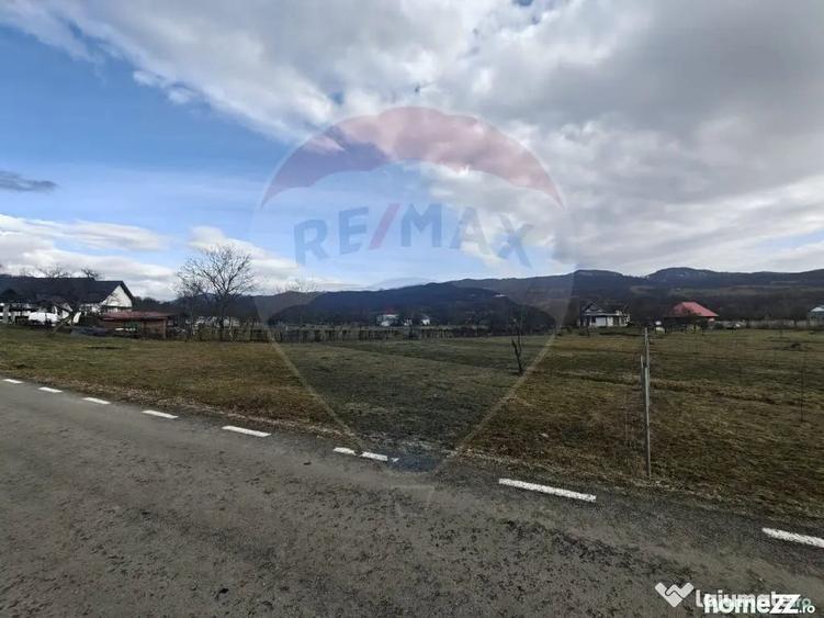 Teren în Șurdești