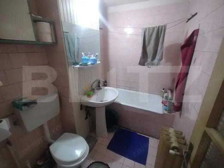 Apartament cu 3 camere decomandat în Beclean