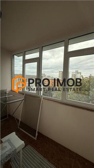 Apartament cu 3 camere decomandat, mobilat în 1 Decembrie