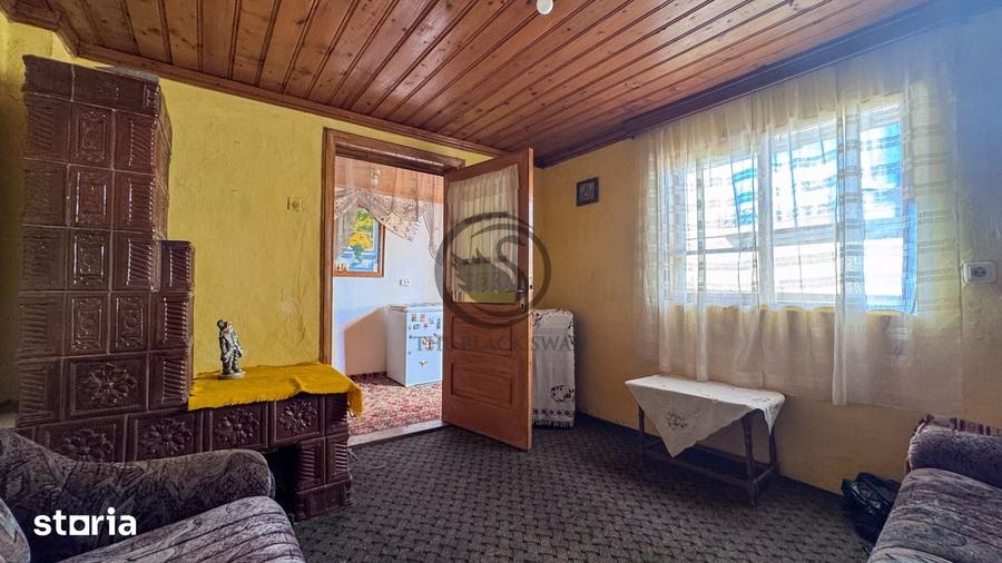 Casă cu 5 camere cu Teren 1340 Mp în Central