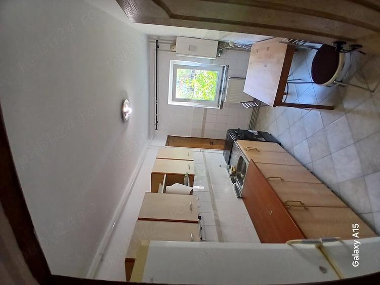 Apartament cu 2 camere decomandat în Astra