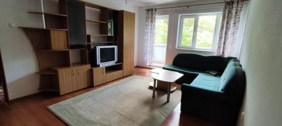 Apartament cu 2 camere semidecomandat în Mărăști